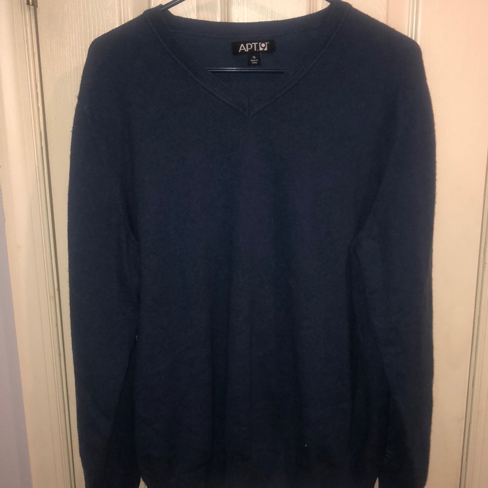 Men’s sweater